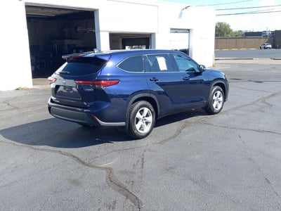 2022 Toyota Highlander Hybrid LE