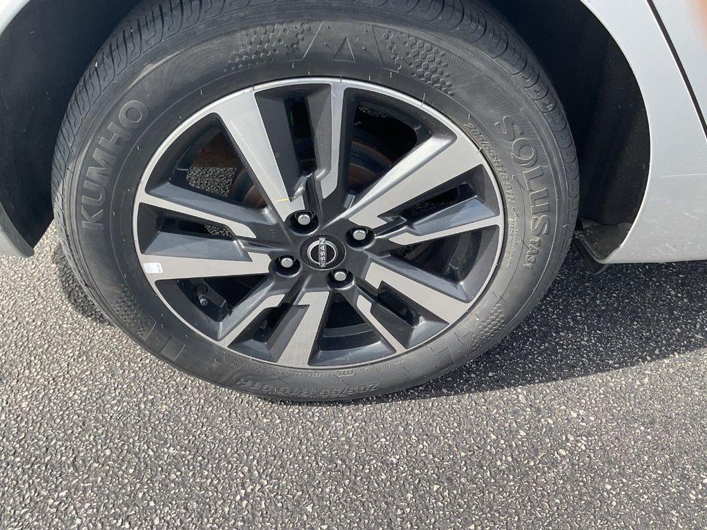 2024 Nissan Versa SV