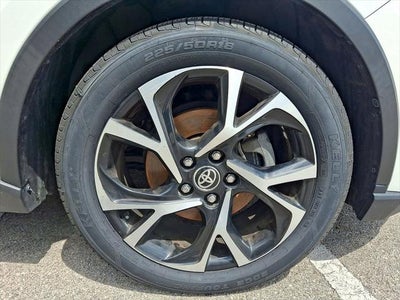 2021 Toyota C-HR LE