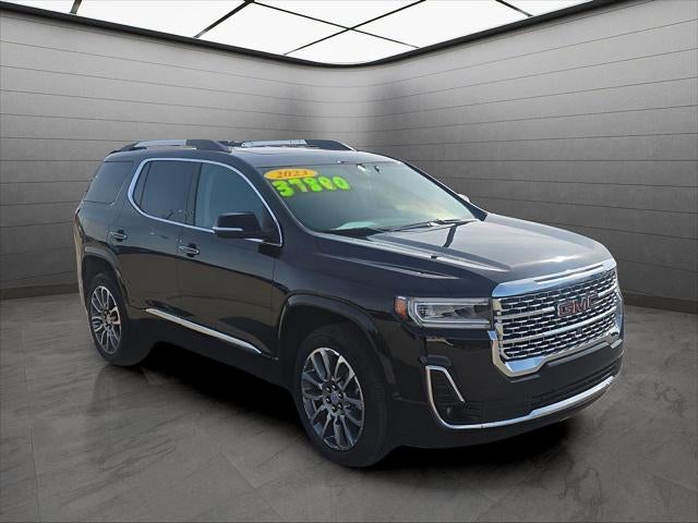 2023 GMC Acadia Denali