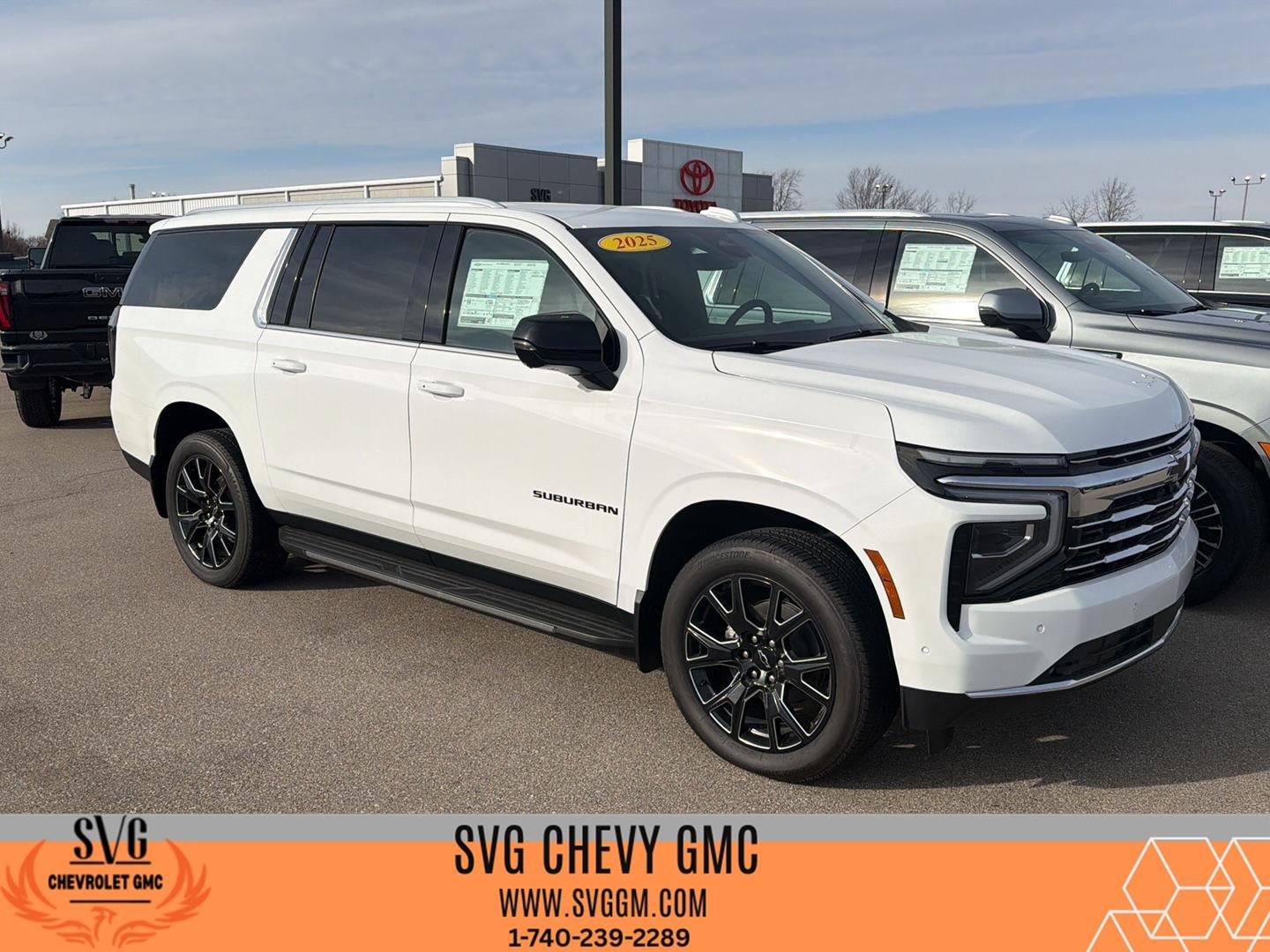 2025 Chevrolet Suburban LT