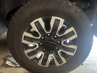 2025 GMC Sierra 3500 HD Denali Ultimate