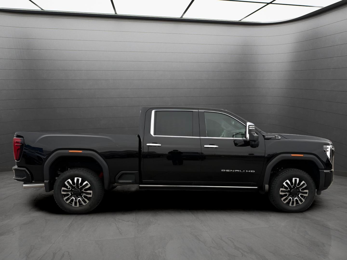2025 GMC Sierra 3500 HD Denali Ultimate