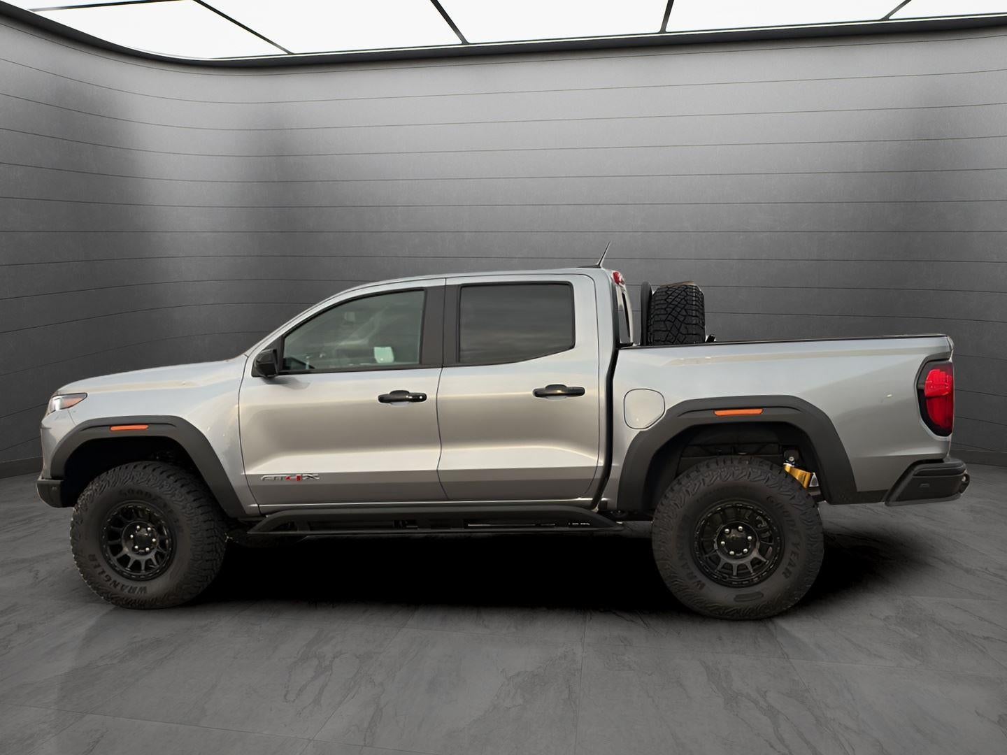 2025 GMC Canyon AT4