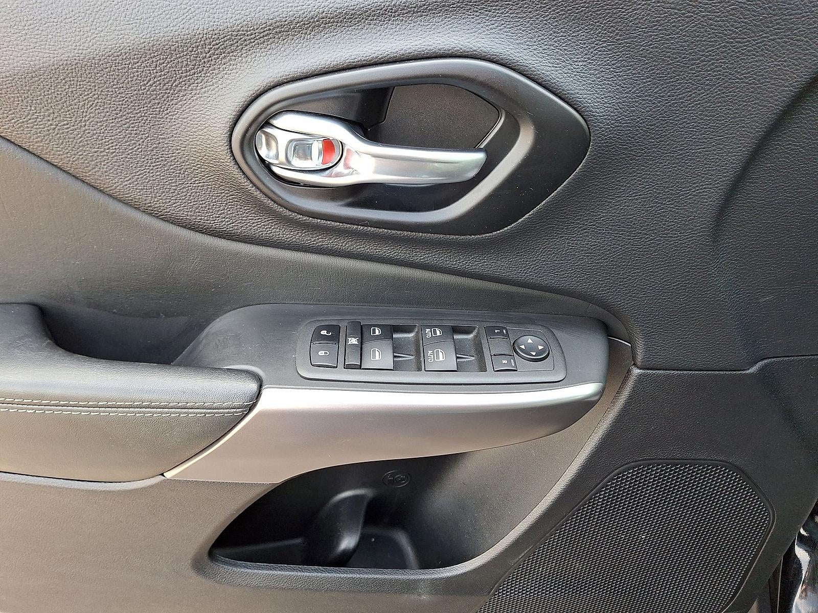 2022 Jeep Cherokee Latitude Lux 4x4