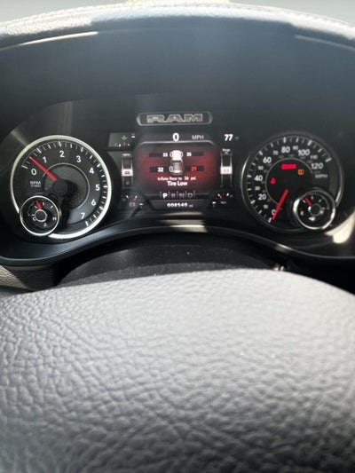 2024 RAM 1500 Laramie Crew Cab 4x2 5'7' Box