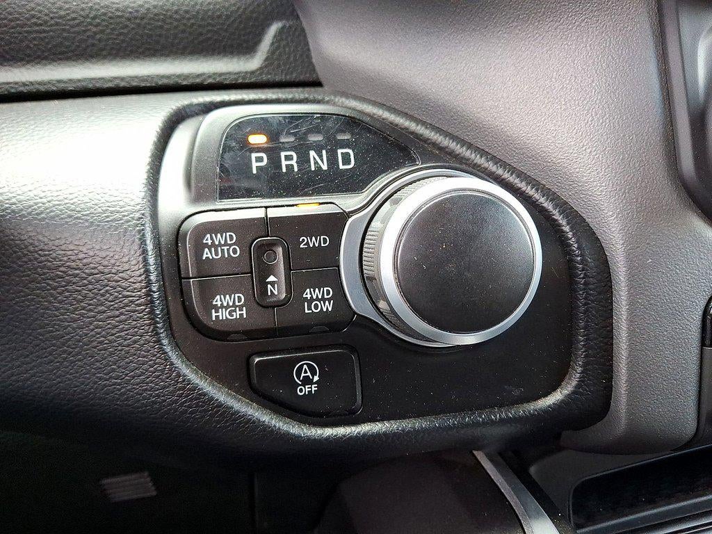 2022 RAM 1500 Big Horn Quad Cab 4x4 6'4' Box