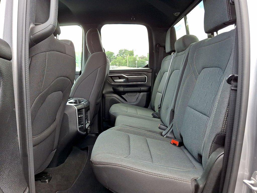 2022 RAM 1500 Big Horn Quad Cab 4x4 6'4' Box
