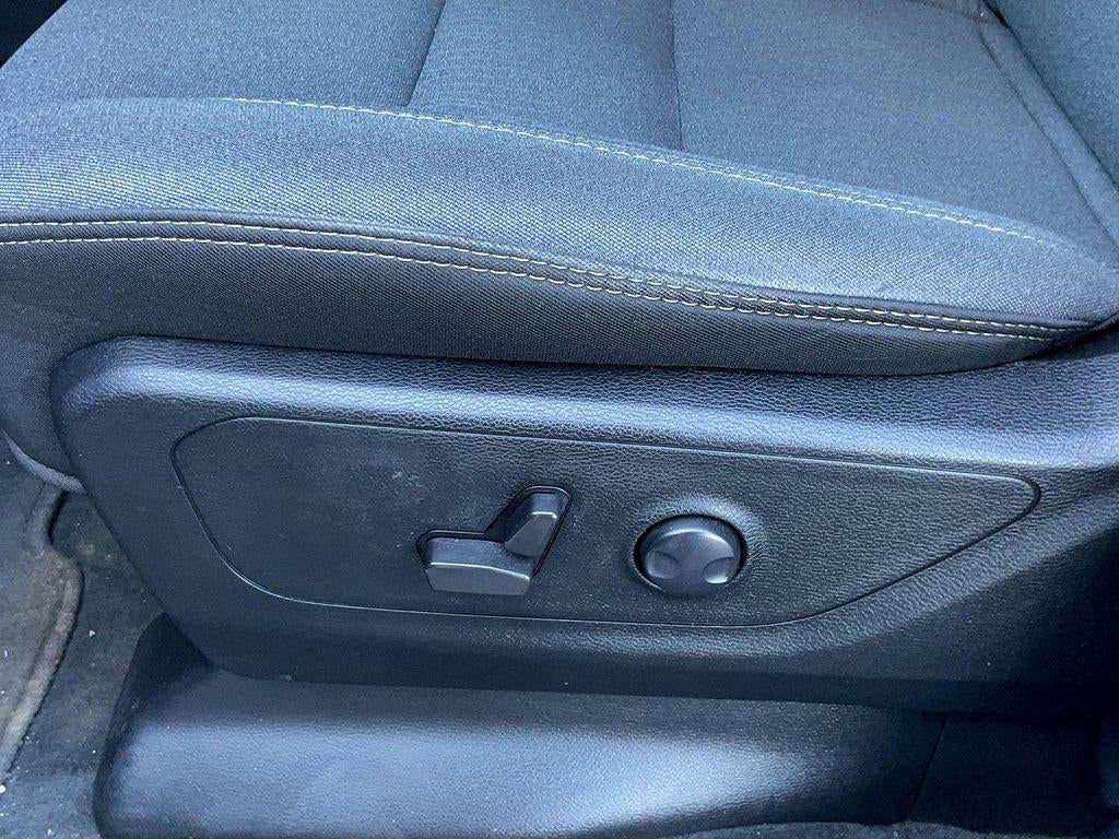2022 RAM 1500 Big Horn Quad Cab 4x4 6'4' Box