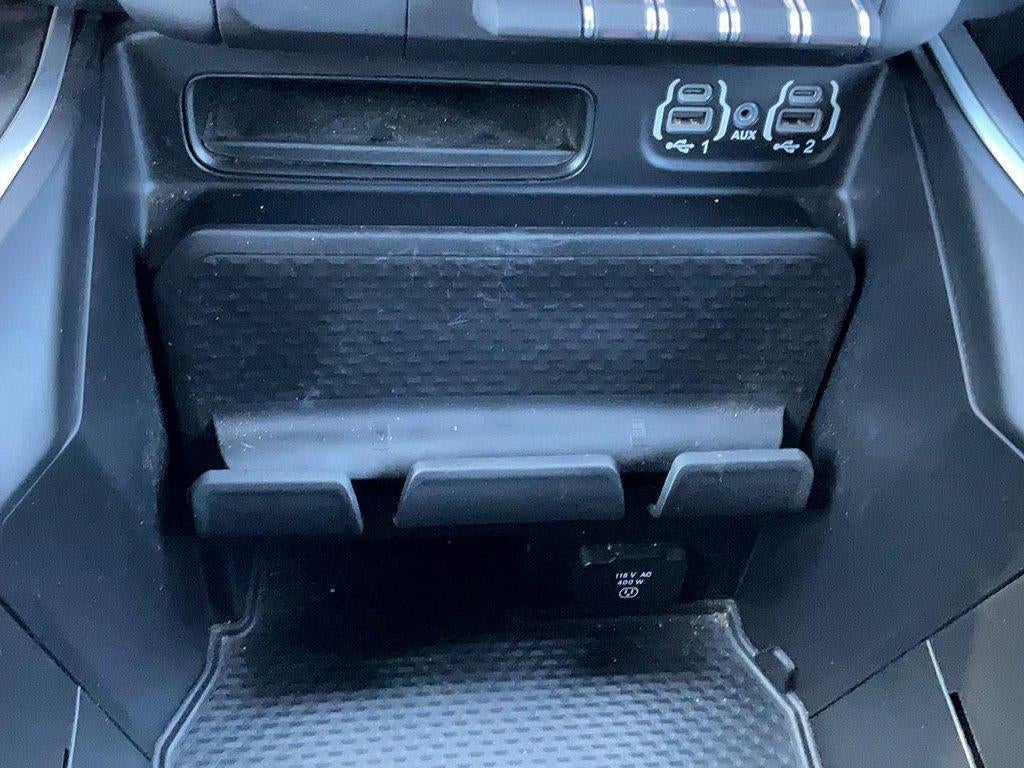 2022 RAM 1500 Big Horn Quad Cab 4x4 6'4' Box