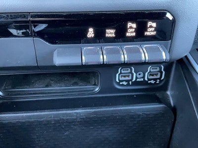 2022 RAM 1500 Big Horn Quad Cab 4x4 6'4' Box