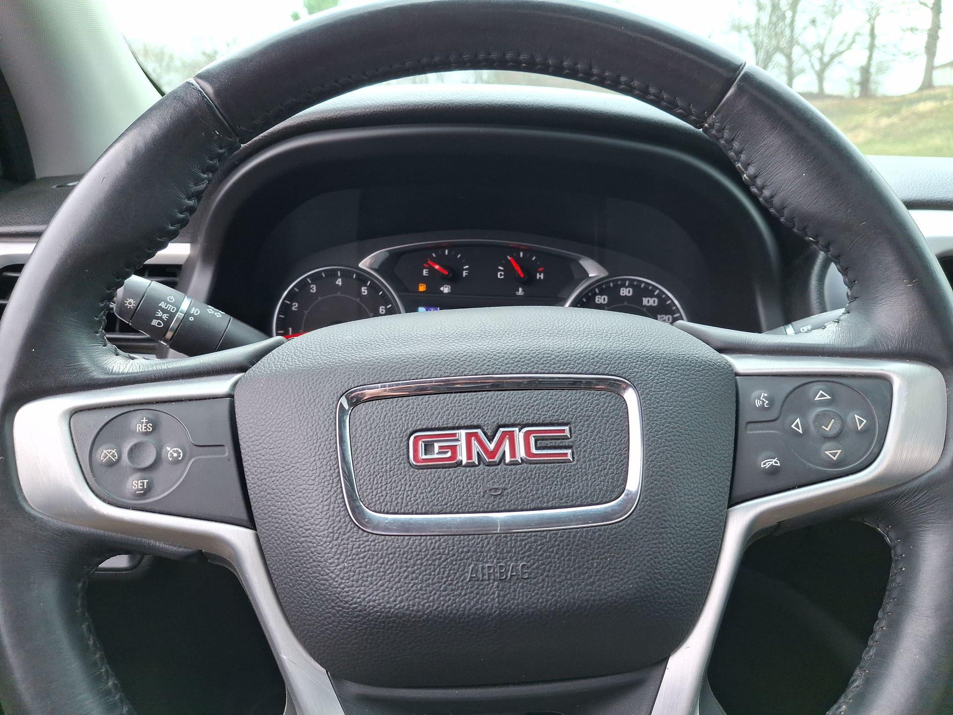 2017 GMC Acadia SLE-2