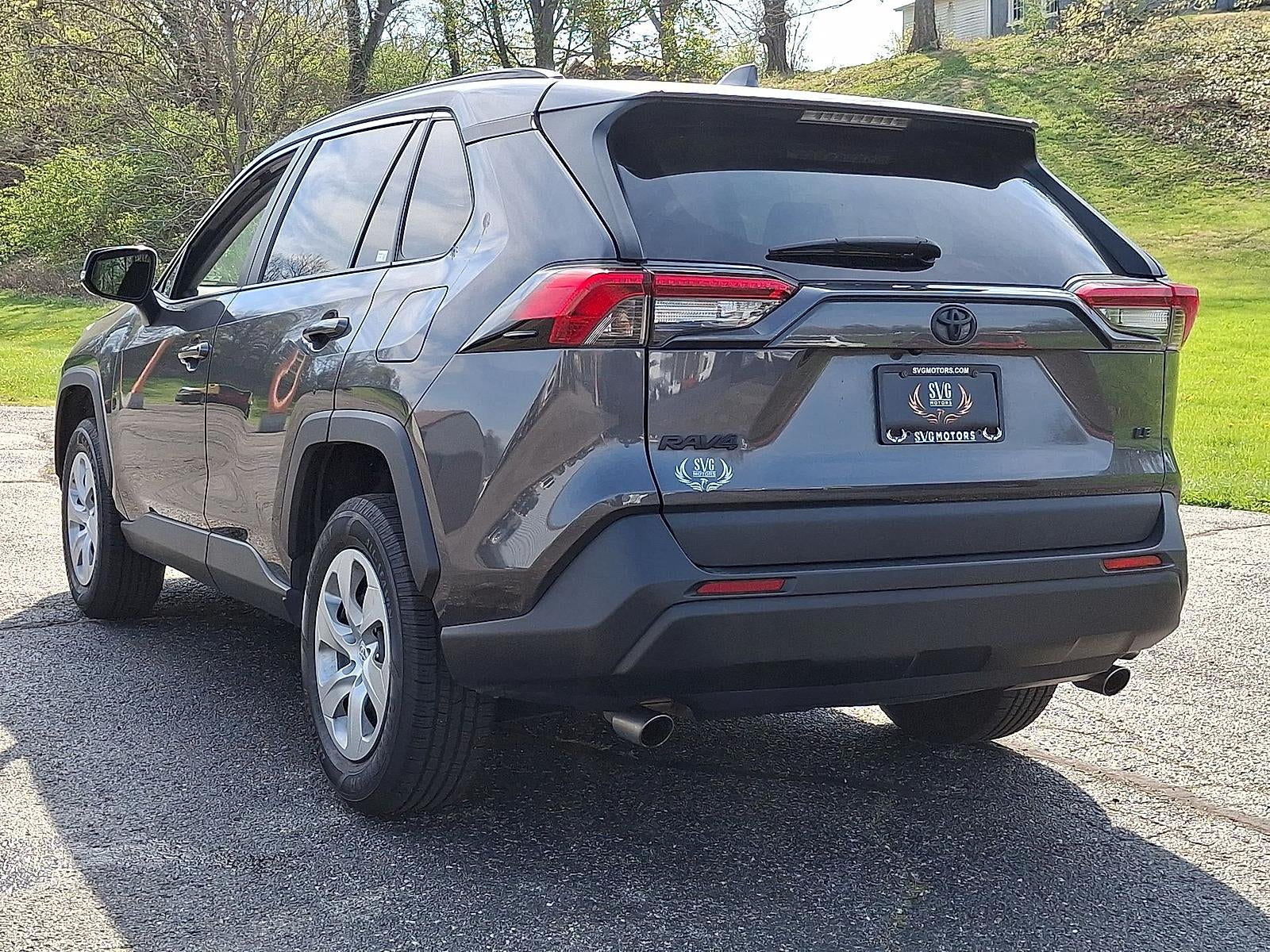2019 Toyota RAV4 LE