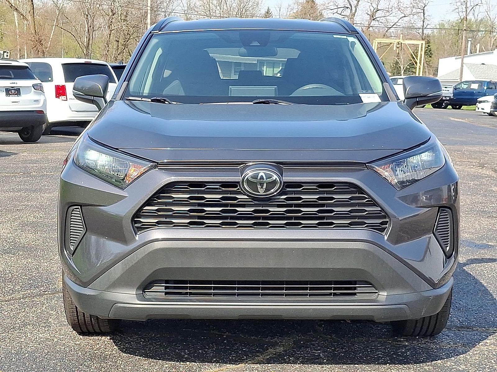 2019 Toyota RAV4 LE