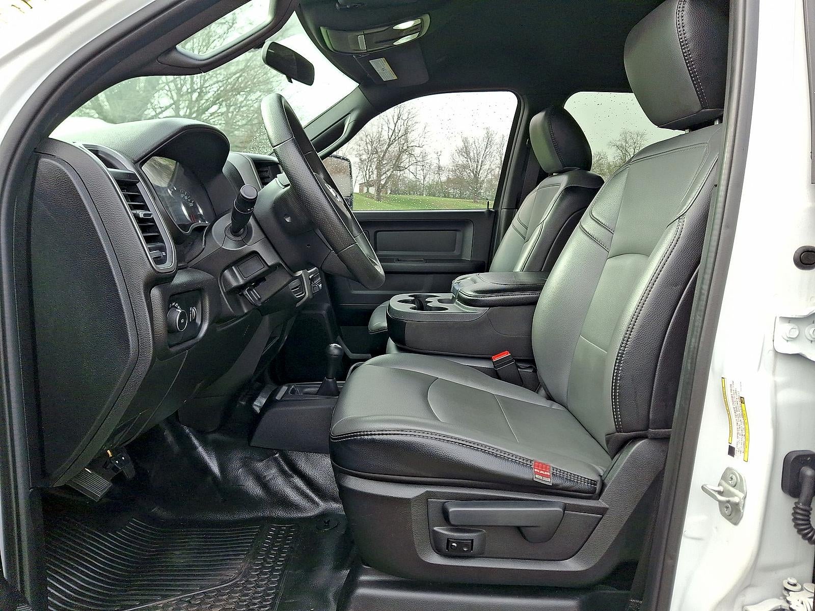 2023 RAM 3500 Chassis Tradesman/SLT/Laramie/Limited