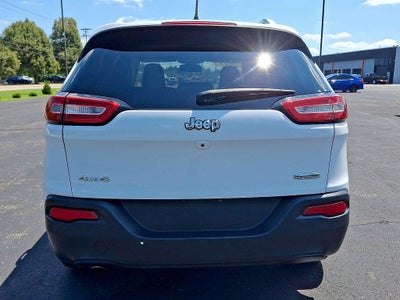 2015 Jeep Cherokee 4WD 4dr Latitude