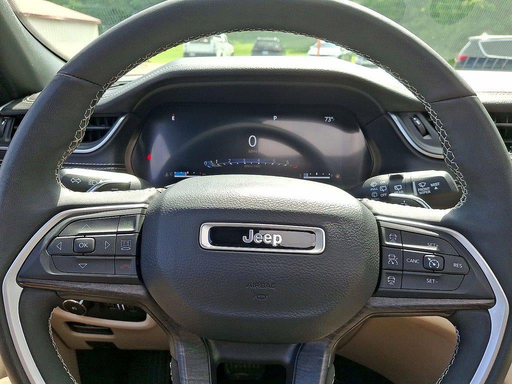 2023 Jeep Grand Cherokee L Limited 4x4