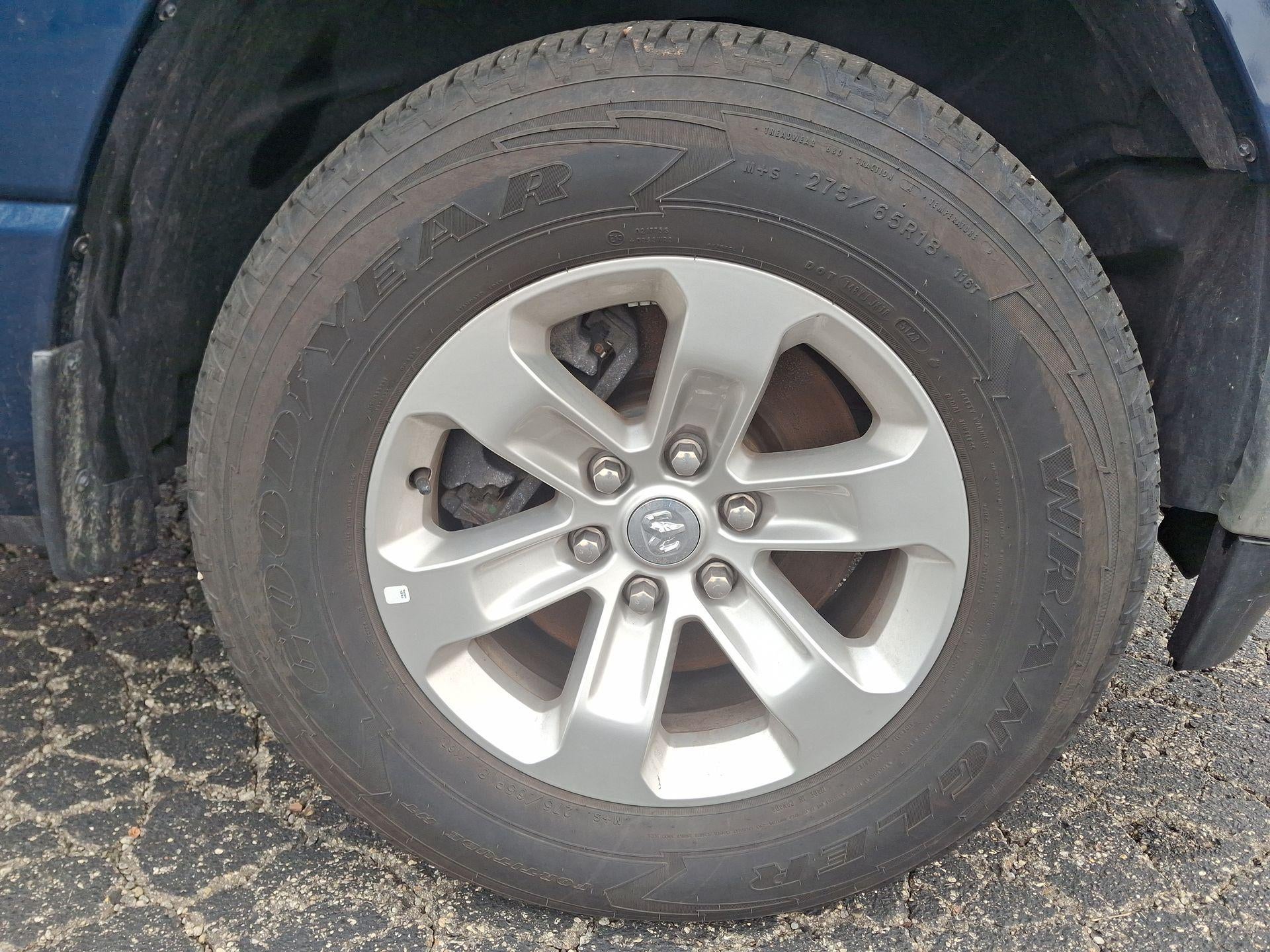 2024 RAM 1500 Laramie Crew Cab 4x2 57' Box