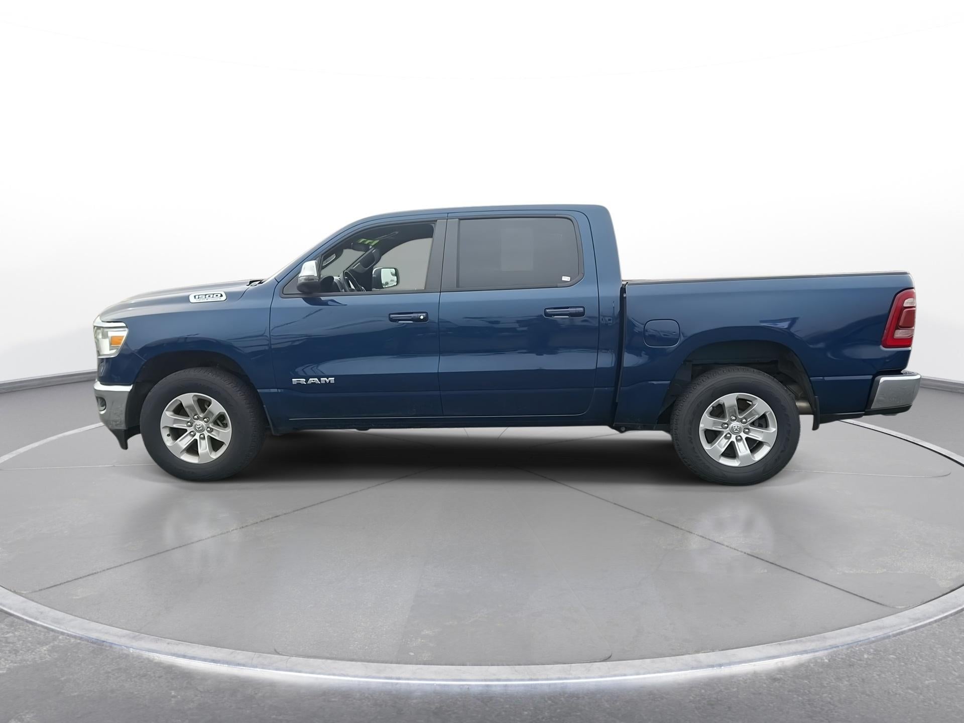 2024 RAM 1500 Laramie Crew Cab 4x2 57' Box
