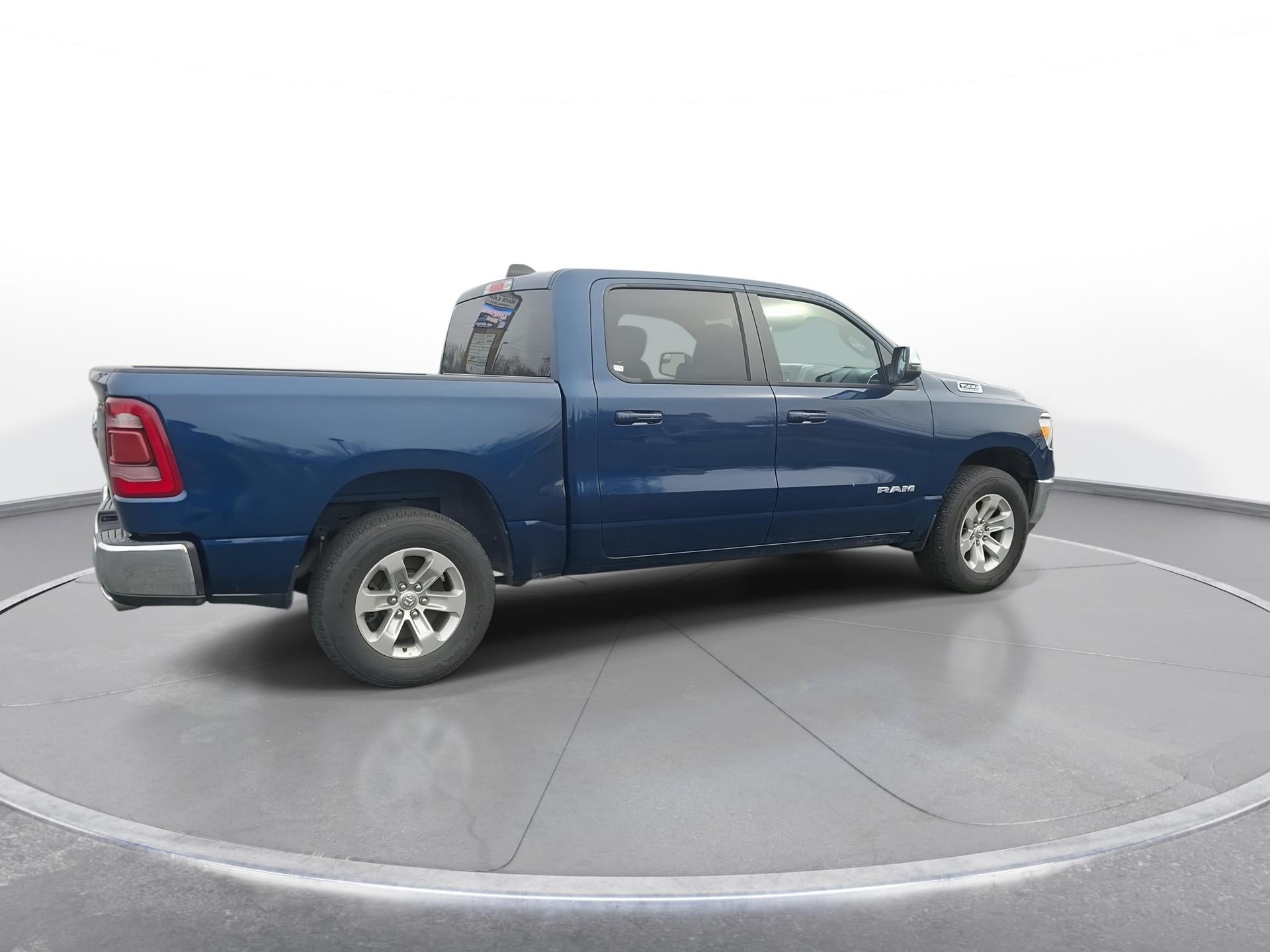 2024 RAM 1500 Laramie Crew Cab 4x2 57' Box