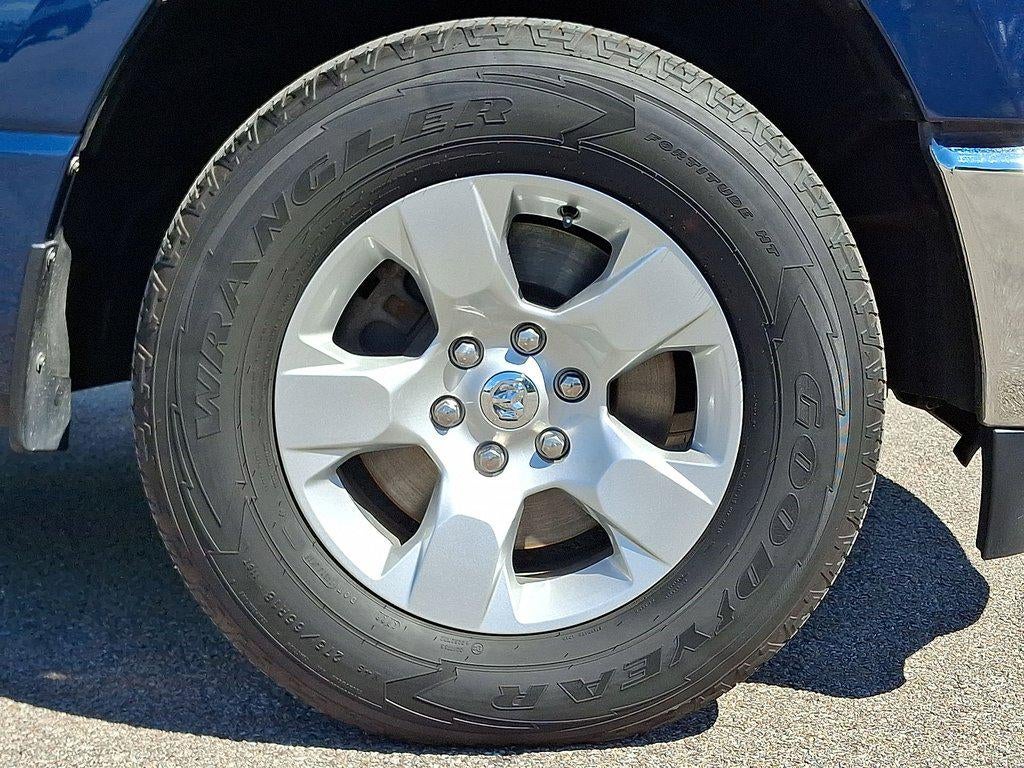 2023 RAM 1500 'Big Horn 4x4 Quad Cab 64'' Box'