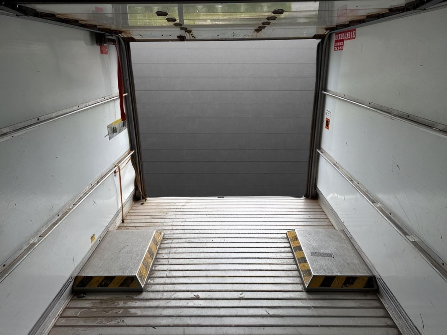 2019 Ford Transit Chassis T-350 DRW 156" WB 9950 GVWR