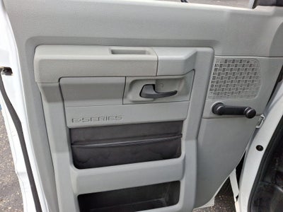 2011 Ford E-350 Cutaway Base