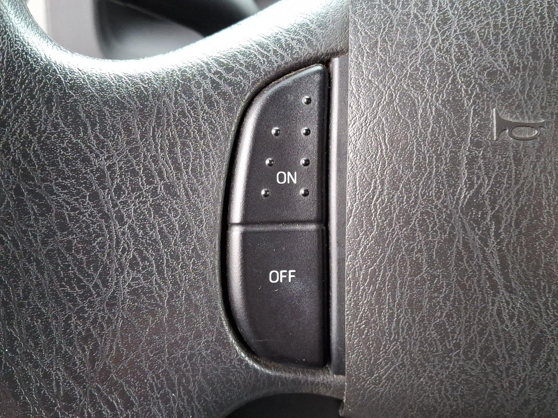 2011 Ford E-350 Cutaway Base