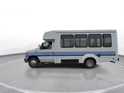2011 Ford E-350 Cutaway Base