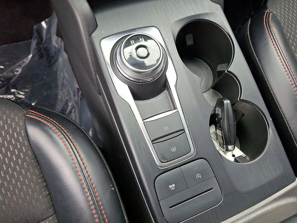 2025 Ford Escape ST-Line FWD