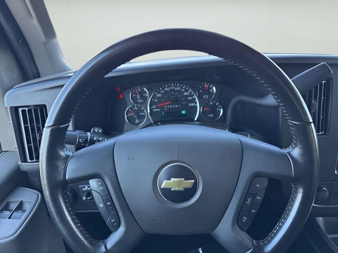 2021 Chevrolet Express Passenger LT