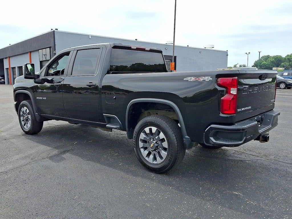 2021 Chevrolet Silverado 2500Hd '4WD Crew Cab 159'' Custom'