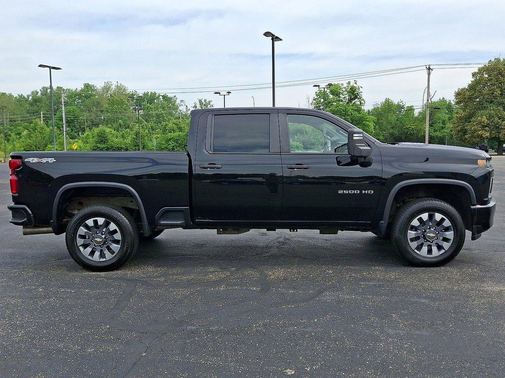 2021 Chevrolet Silverado 2500Hd '4WD Crew Cab 159'' Custom'