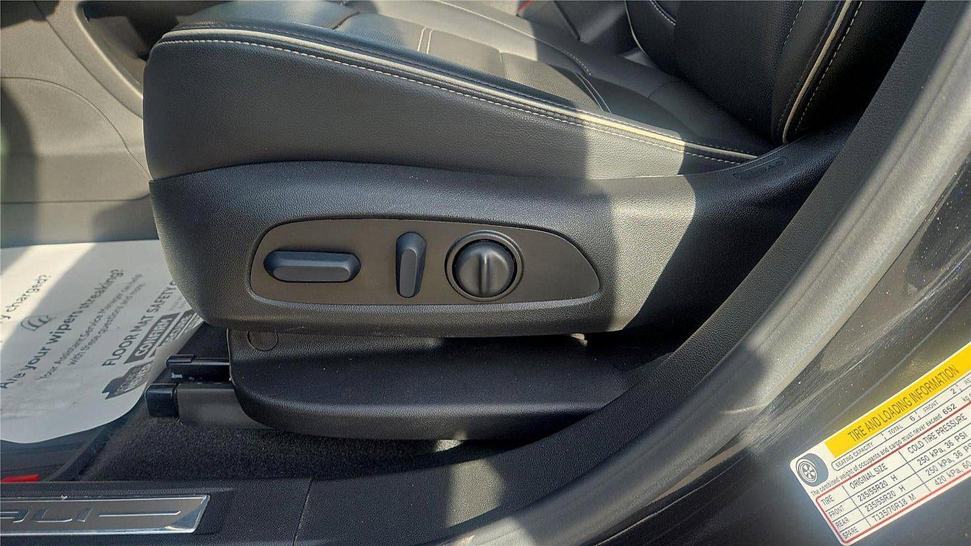 2023 GMC Acadia AWD 4dr Denali