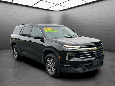 2025 Chevrolet Traverse FWD LT