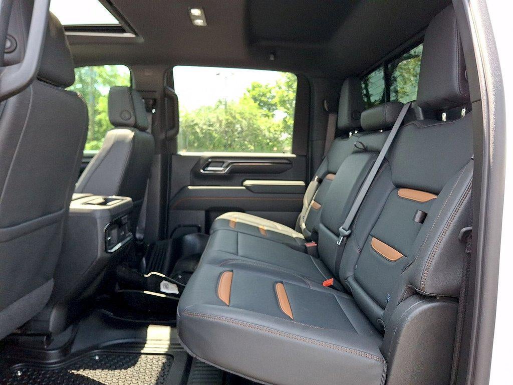 2025 GMC Sierra 2500Hd '4WD Crew Cab 159'' AT4'