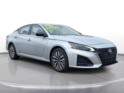 2024 Nissan Altima 2.5 SV Sedan