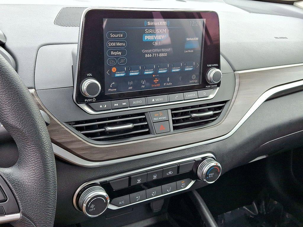 2024 Nissan Altima 2.5 SV Sedan