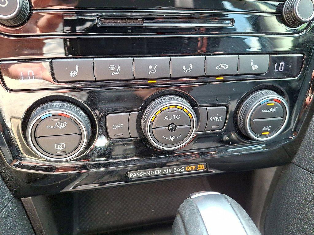 2022 Volkswagen Passat 2.0T SE Auto