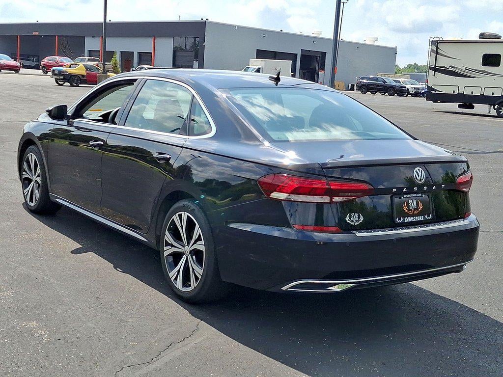 2022 Volkswagen Passat 2.0T SE Auto