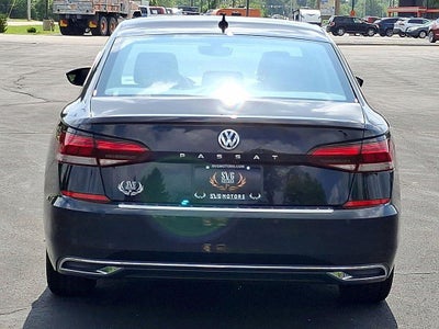 2022 Volkswagen Passat 2.0T SE Auto
