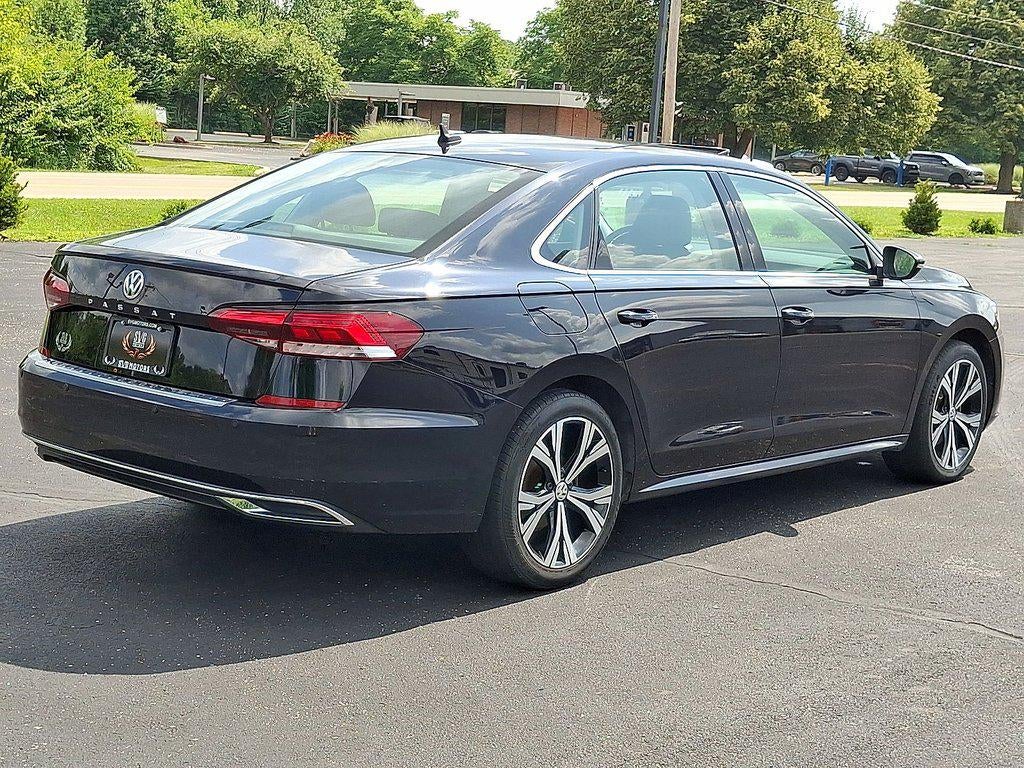 2022 Volkswagen Passat 2.0T SE Auto