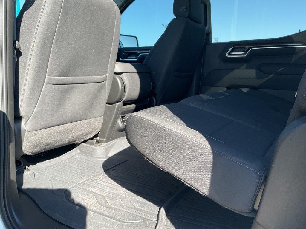 2023 GMC Sierra 1500 '4WD Crew Cab 147'' SLE'