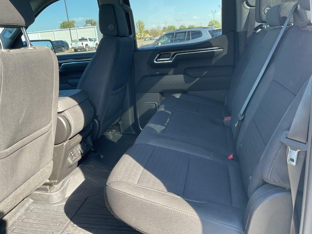 2023 GMC Sierra 1500 '4WD Crew Cab 147'' SLE'