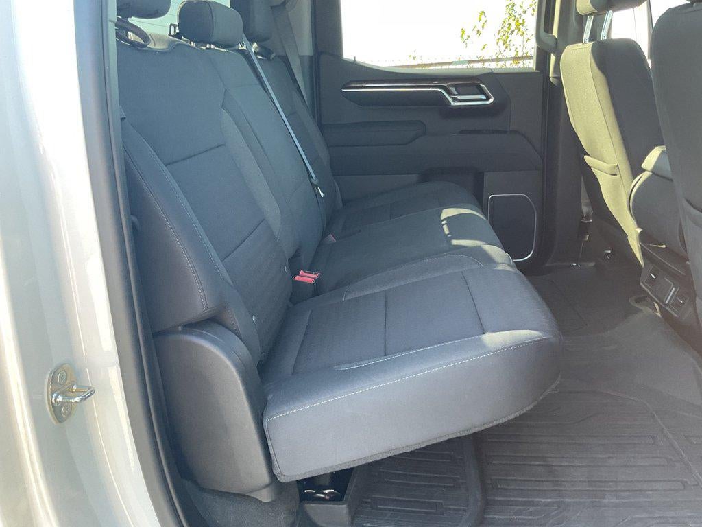 2023 GMC Sierra 1500 '4WD Crew Cab 147'' SLE'