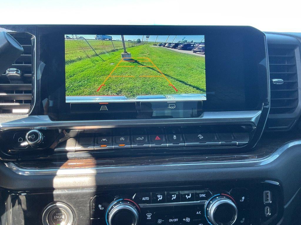 2023 GMC Sierra 1500 '4WD Crew Cab 147'' SLE'