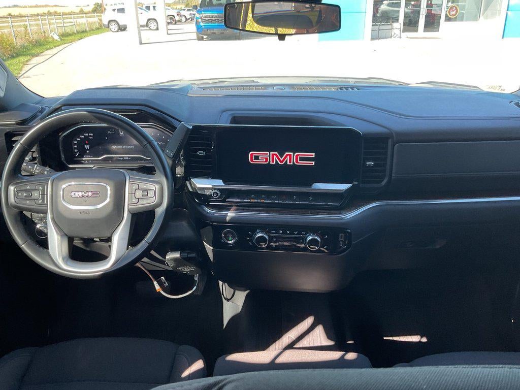 2023 GMC Sierra 1500 '4WD Crew Cab 147'' SLE'