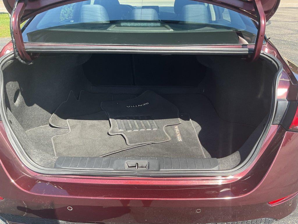 2024 Nissan Sentra SV CVT