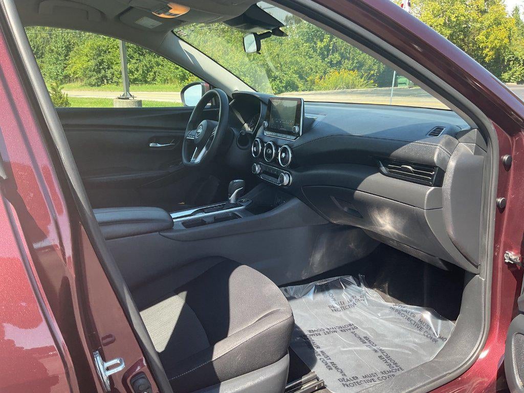 2024 Nissan Sentra SV CVT