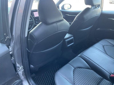 2024 Toyota Camry SE Auto (Natl)